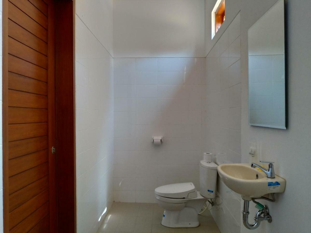 Lala Homestay Bingin Uluwatu Esterno foto